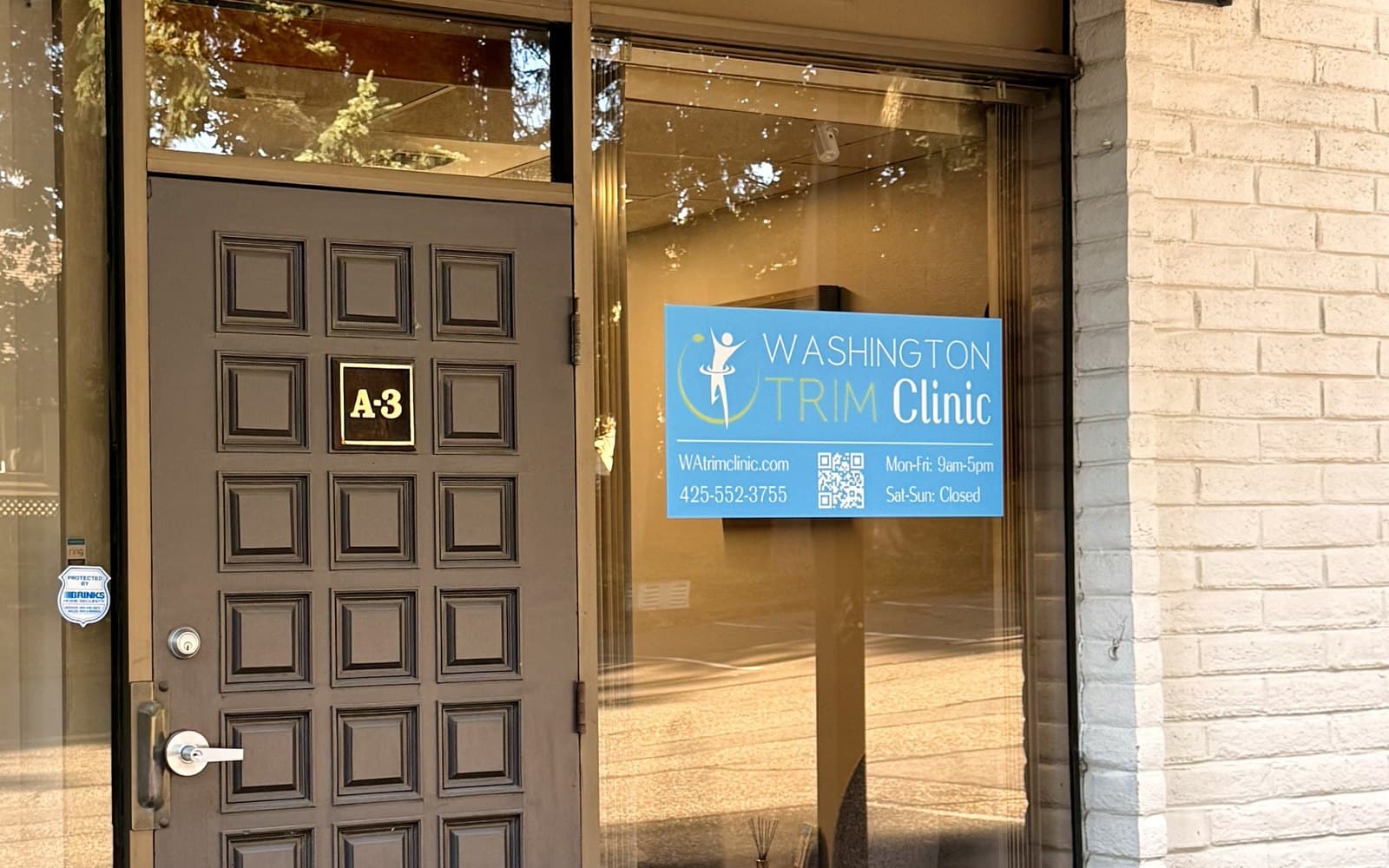 The entrance to Washington Trim Clinic, Suite A-3 at 13401 Bel-Red Road in Bellevue.